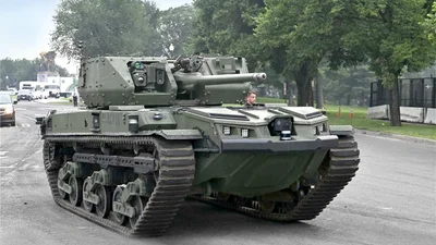 Пентагон деютировал на параде в Виашингтоне с роботизированной машиной Ripsaw M5 - Auto24