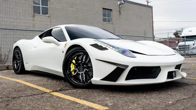 Водія Ferrari 458 Italia позбавили авто, бо він "поспішав" на день народження: відео - Auto24