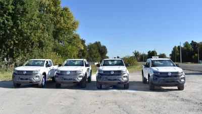 Ці пікапи ні на передову, ні в тил не потраплять: хто на них їздитиме