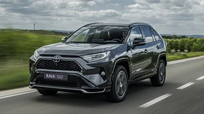 Складено рейтинг найпопулярніших гібридів серпня - Auto24