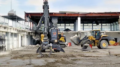 Вперше у світі демонтажний об'єкт укомплектували акумуляторною технікою, яку надала Volvo CE - Auto24