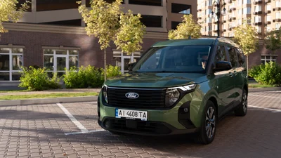 Ford Tourneo Courier: фото, поведінка, опції, ціна - Auto24
