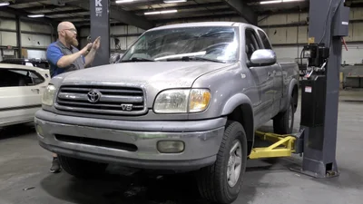 Стара Toyota Tundra виявилась одним з найнадійніших авто світу - Auto24