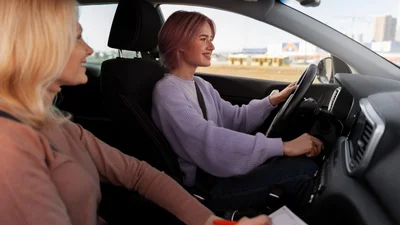 Паперові свідоцтва про закінчення автошкіл анульовано - Auto24