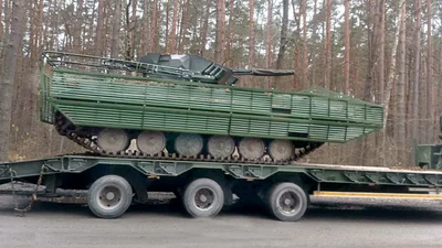 Пошкоджені бойові машини повертаються на фронт як новенькі - Auto24