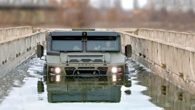 На полігоні ХК "АвтоКрАЗ" пройшли випробування бронемашини "Десна" - Auto24