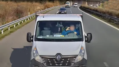 Полиция Чехии ловит нарушителей ПДД на фургоне без служебной маркировки - Auto24