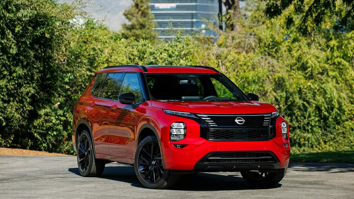 Автопром повертається до "інженерії емблем": чому з'являються однакові авто