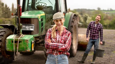 Mahindra продала більше тракторів, але заробила менше John Deere - Auto24