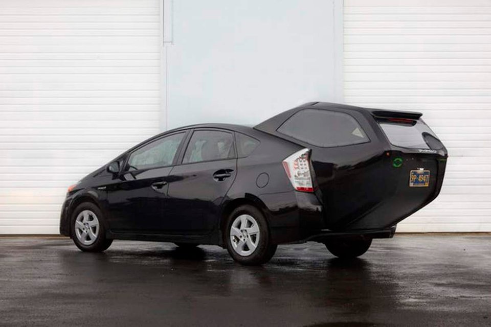 Тойота приус 20. Тойота Приус 20 черный. Toyota Prius 2013 Black. Toyota Prius Tuning Offroad. Toyota Prius _w2_ чёрный.