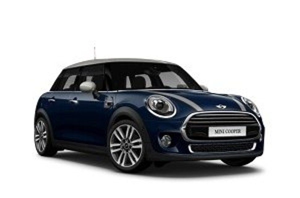 Миний. Мини Купер Кантримен 2018. Mini Cooper 5d. Mini Cooper Hatch 4 двери. Mini Cooper s 5d.