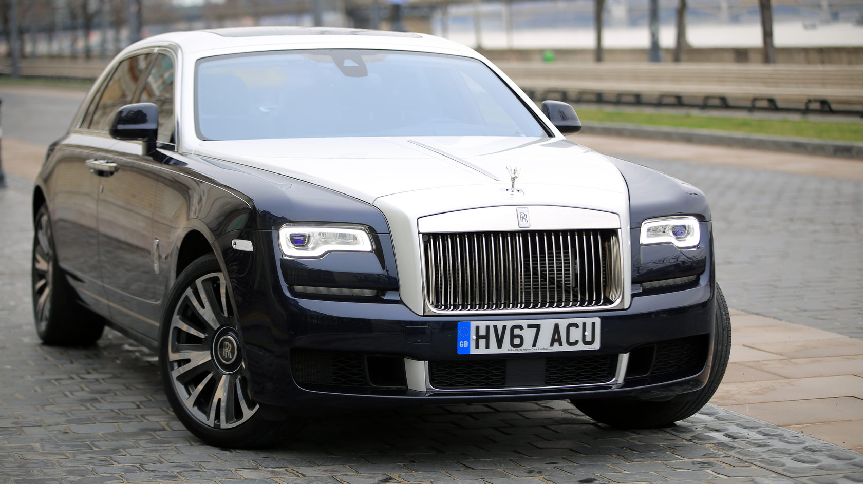 Тест-драйв Rolls Royce Ghost EWB и Rolls Royce Phantom EWB от Авто 24